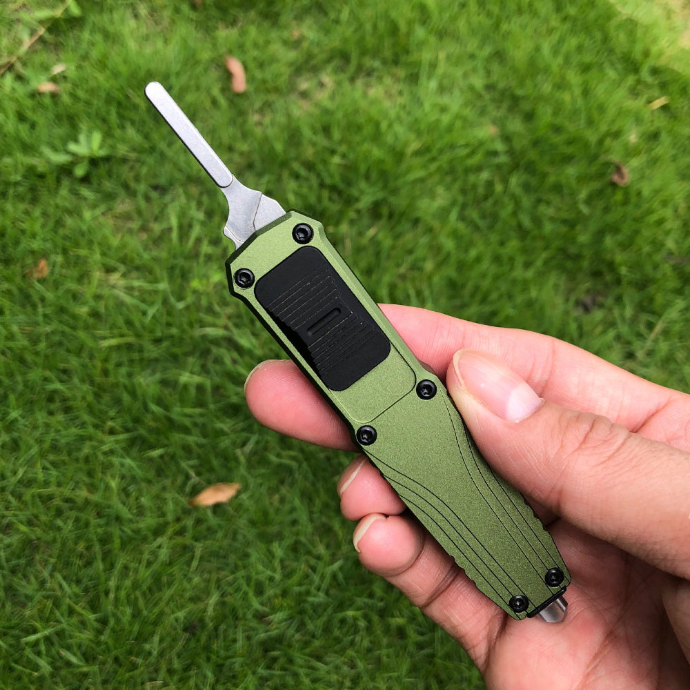 Caressolove Automatic Utility Knife, Auto Retractable Scalpel Pocket Knife with 10PCS #23 and 3PCS #60 Blades